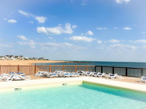 Unique ! Accès direct à la plage ! Duplex Avec grand solarium